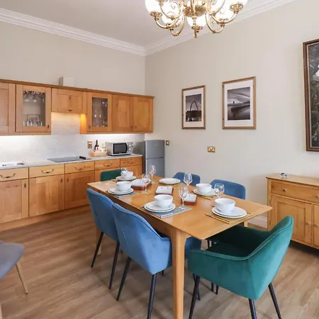 Flat 2 The Old Chapel Daire *