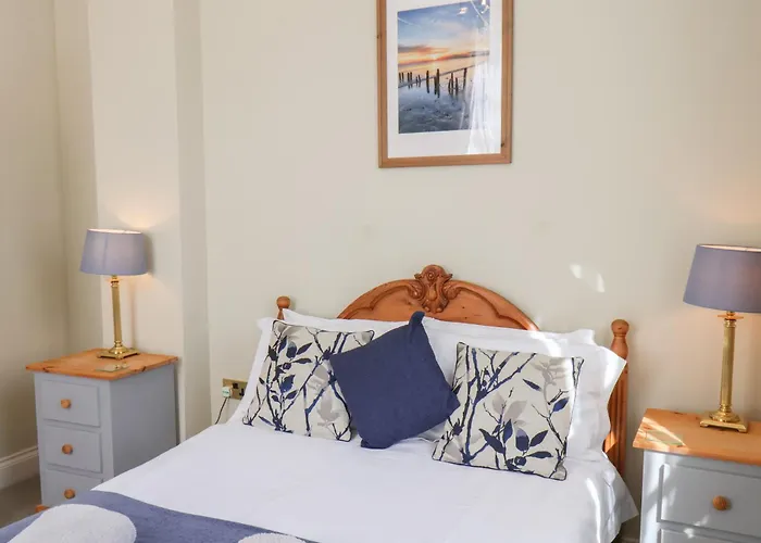 Flat 2 The Old Chapel Appartement *